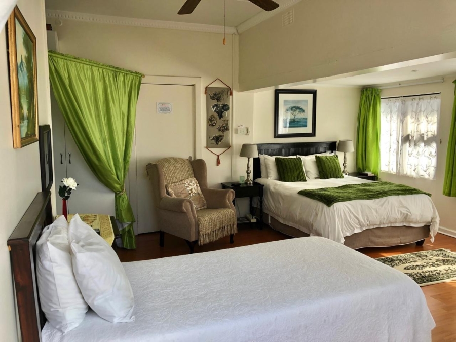 7 Bedroom Property for Sale in Gonubie Eastern Cape